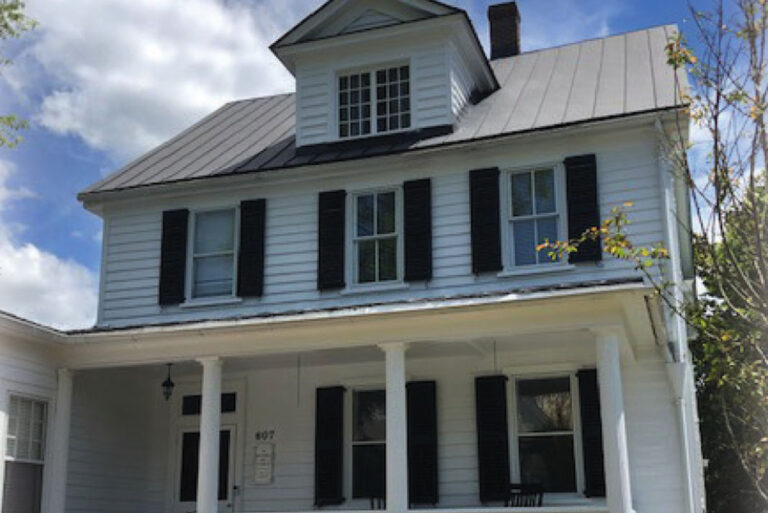 The Holly & The Ivy Homes Tour